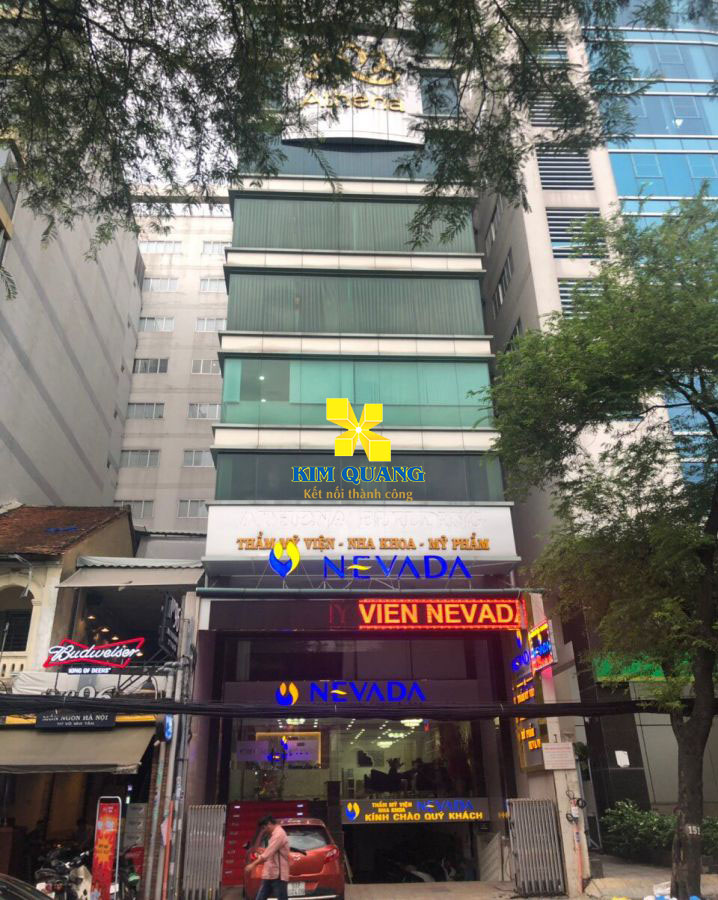 Phía trước bán tòa nhà đường Võ Văn Tần