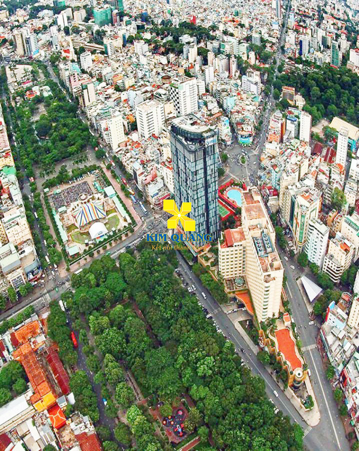 Hình chụp tòa nhà bán đường Lê Lai nhìn từ trên xuống